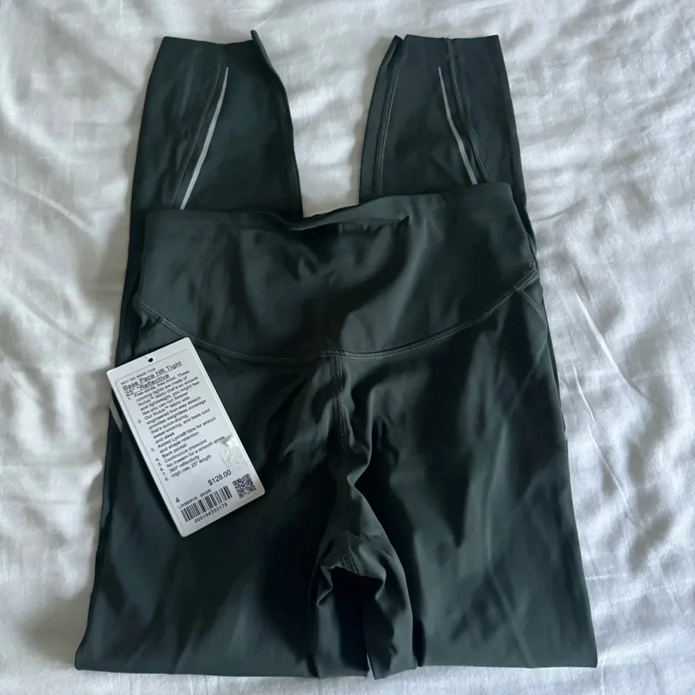 🆕 Lululemon Base Pace HR Reflective Tight 25” Smoked Spruce